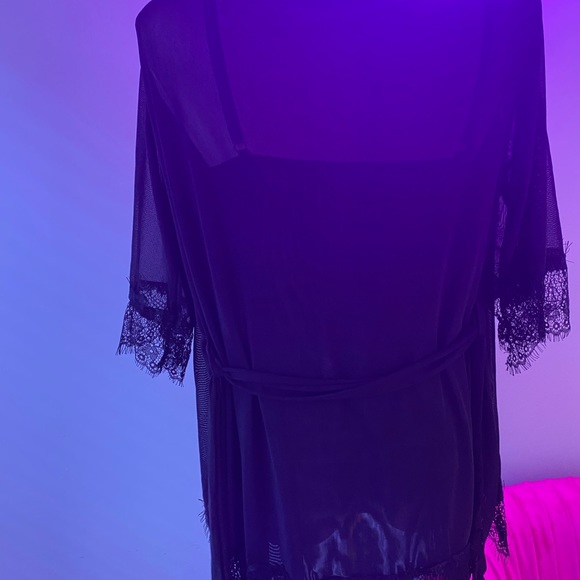 BRAND NEW CHEMISE ROBE SET - Picture 5 of 5